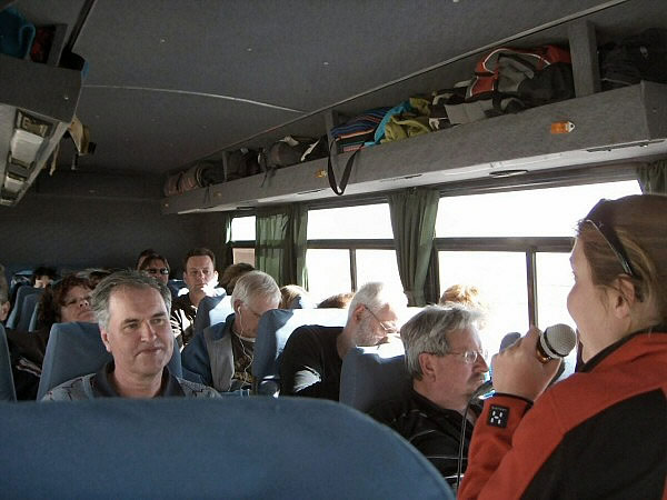 in de bus
