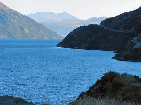 lake Wakatipu