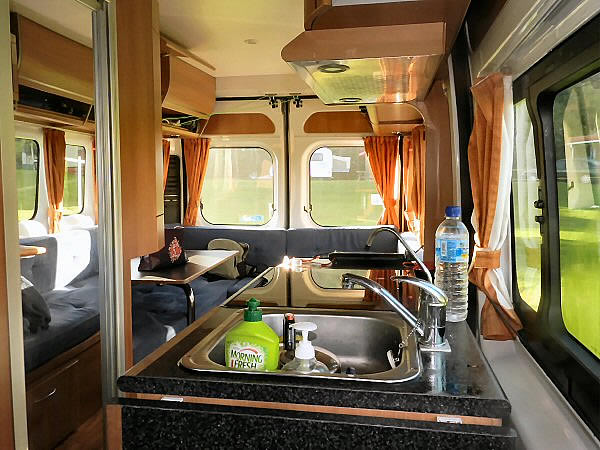 camper binnen
