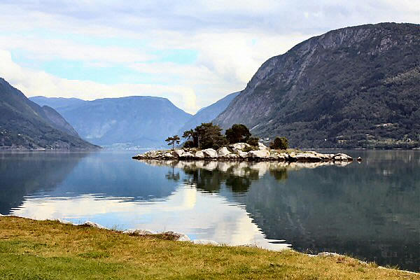 Lustrafjord